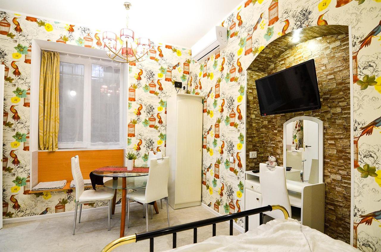 Apartments Leopolli Near Opera House Λβιβ Εξωτερικό φωτογραφία