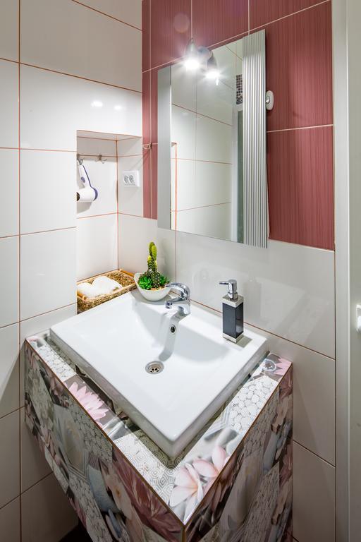 Apartments Leopolli Near Opera House Λβιβ Εξωτερικό φωτογραφία
